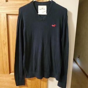 Hollister Men's Medium V-Neck Navy Blue Work Casual Lightweight Sweater